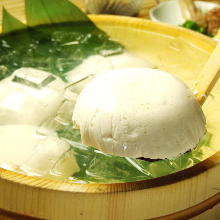 Yosedofu (fresh tofu)