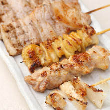 Assorted grilled chicken skewers, 5 kinds