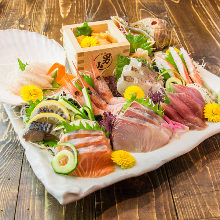 Assorted sashimi