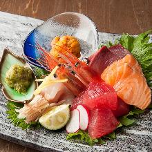 Assorted sashimi