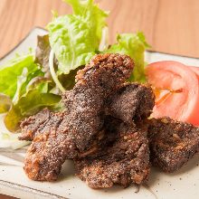 Marinated deep-fried whale (seasoned with soy sauce)