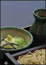 Buckwheat noodles with grated daikon radish