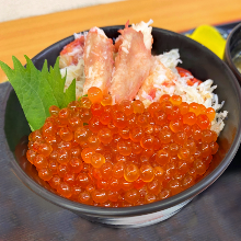 Crab and salmon roe  bowl