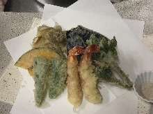 Assorted tempura