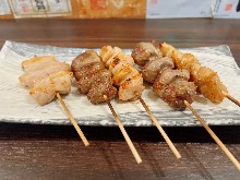 Assorted grilled chicken skewers, 5 kinds