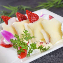 Daifuku (rice cake with red bean paste filling)