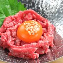 Seared wagyu beef tartare