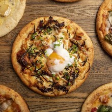 Teriyaki chicken pizza