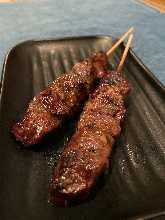 Grilled skewered beef sagari (hanging tender)