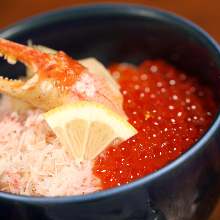 Crab and salmon roe rice bowl