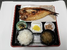 Grilled fish set meal