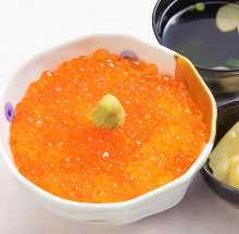 Salmon roe rice bowl