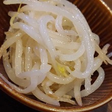 Bean sprouts namul (Korean seasoned bean sprouts)