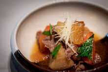 Nikujaga (simmered meat and potatoes)