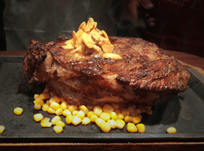 『Fukuchan's food adventures: a journal of gigantic meals. Episode 20: Come enjoy a mega-sized steak at 