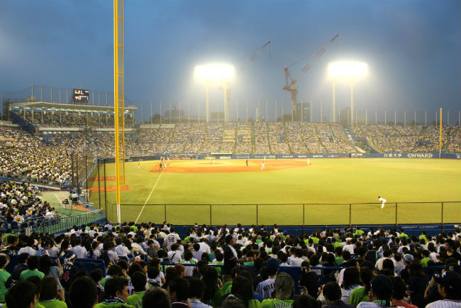 Japanese Stadium Food: 10 Typical Sporting Match Snacks 