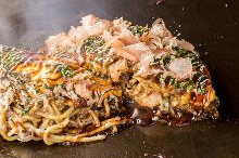 Mixed Hiroshima-style okonomiyaki
