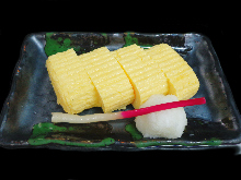 Japanese-style rolled omelet