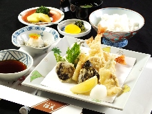 3,410 JPY Set