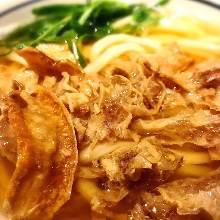 Wheat noodles topped with fried offal