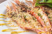Grilled red rice prawn