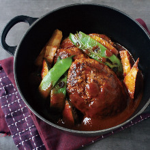 Stewed hamburg steak