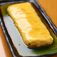 Japanese-style rolled omelet