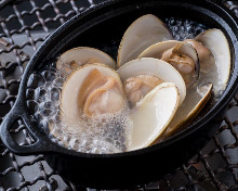 Steamed with white wine