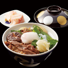 Sukiyaki hotpot beef and vegetable rice bowl