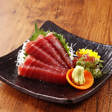 Tuna sashimi