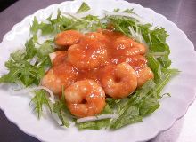 Stir-fried shrimp in chili sauce