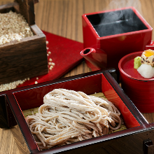 Buckwheat noodles served on a bamboo strainer