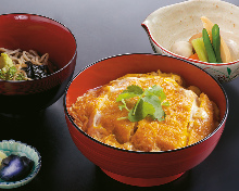 Pork cutlet rice bowl