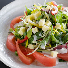 Tomato salad