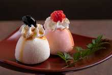 Daifuku (rice cake with red bean paste filling)