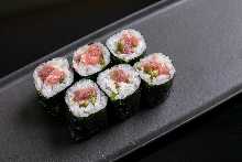 Fatty tuna and spring onion sushi rolls