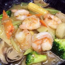 Stir-fried shrimp with XO sauce