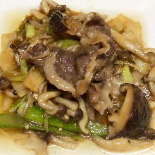 Stir-fried beef with oyster sauce