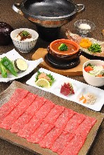 4,200 JPY Course (6 Items) 4,200 JPY Course (6 Items)