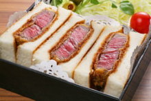 Beef cutlet sandwich