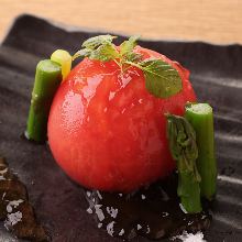 Tomato and asparagus salad