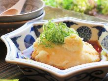 Deep-fried tofu in broth