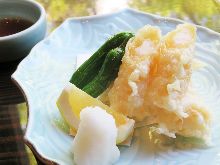 Deep-fried shrimp and yuba (tofu skin) roll