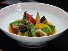 Deep-fried eggplant in broth