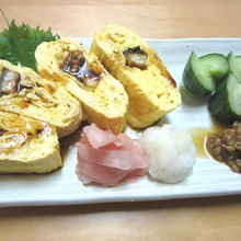 Wrapped omelet with eel