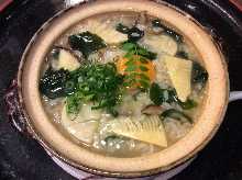 Limited to March to May Seaweed and bamboo shoots Zousui (rice soup)