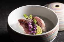 (Usual Globe)Duck tenderloin/Duck meat sushi/Inspired duck cuisine