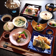 6,000 JPY Course (8 Items)
