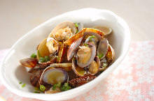 Manila clams steamed with sake