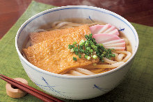 Wheat noodles with sweet fried tofu